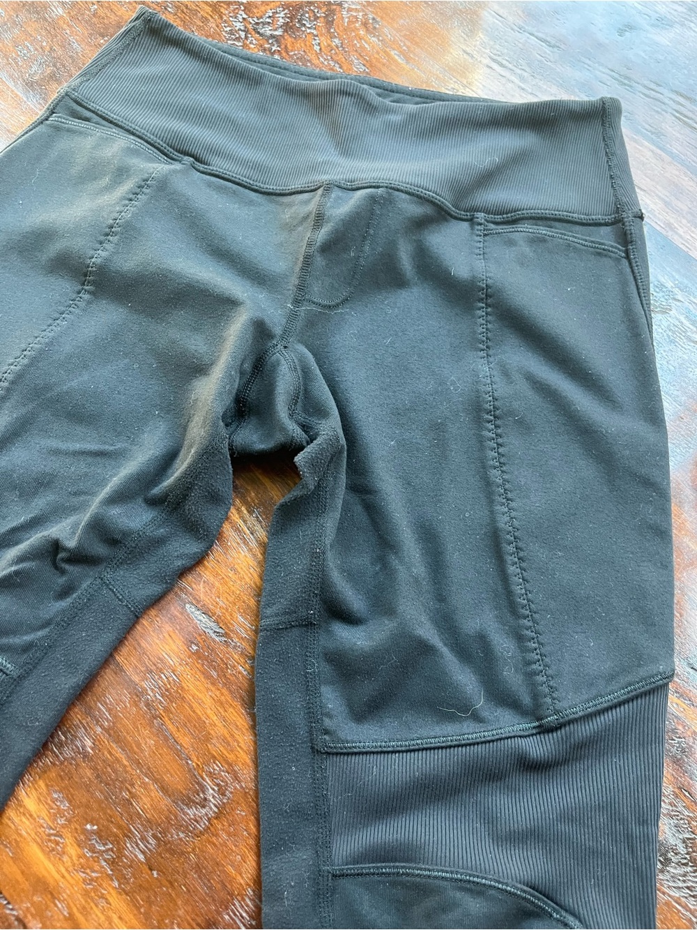 Lululemon Rare Discontinued Black Moto Panel Leggings Ankle Zip Size 6 - Picture 3 of 7